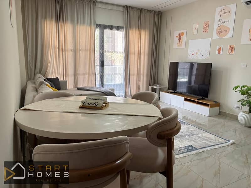 Furnished 100 m² two-bedroom apartment for rent in Madinaty (B15), featuring custom finishes and a fully equipped kitchen. - Widok 4