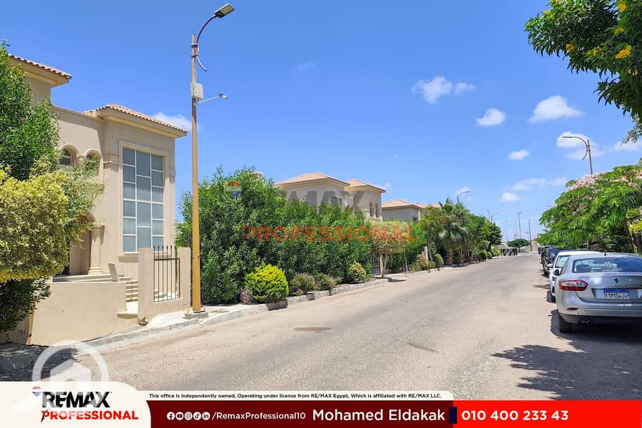 Open view Townhouse villa with an open view in Alex West - Ansicht 4