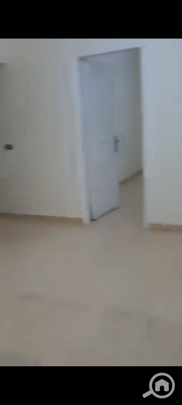 A bargain apartment for sale in Katameya Gardens compound near the Mivida compound and in front of the Mountain View compound. - Ansicht 6