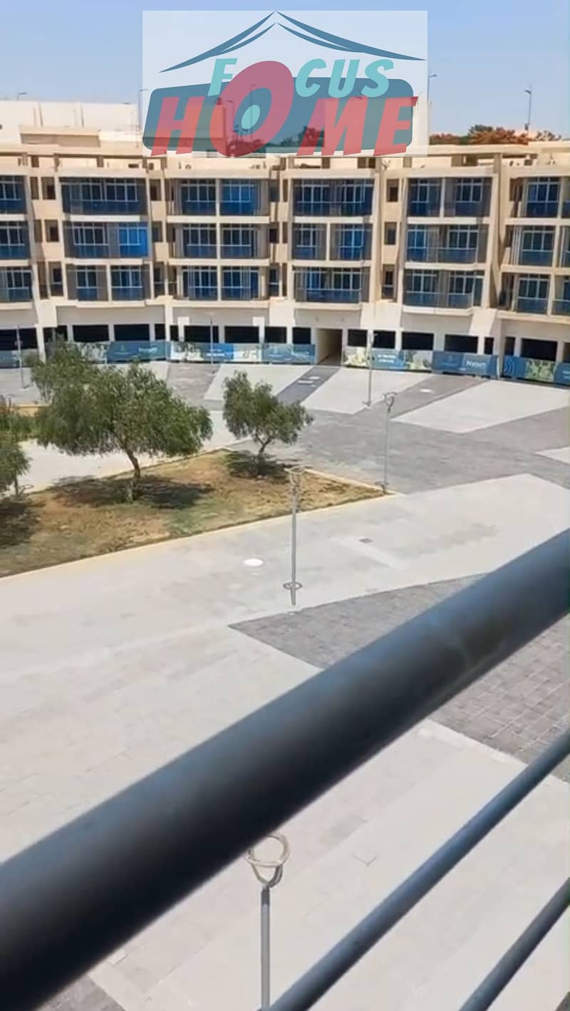 8 1000807976. jpg