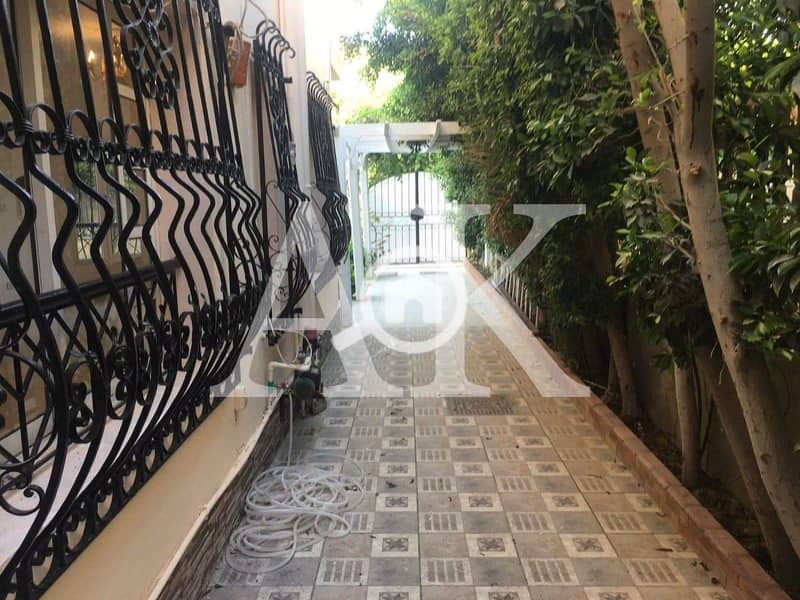 Fully Furnished Villa for Rent – Al Rehab 1 | Model B Land Area: 232 SQM (Ground Floor + First Floor + Roof) Located in the villa zone of Al Rehab 1, in a quiet and prime location just minutes from Gate 1. - Vista 5