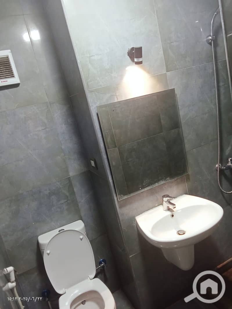 7 1000311019. jpg