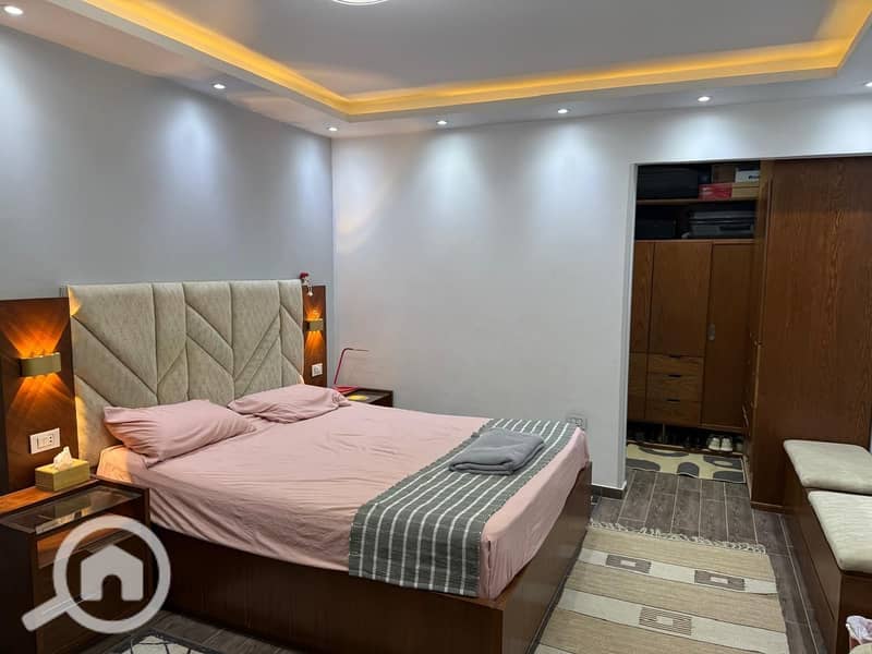 An apartment in the best location in Zahra Maadi in the Tijaan 2 compound due to travel reasons. - Więcej