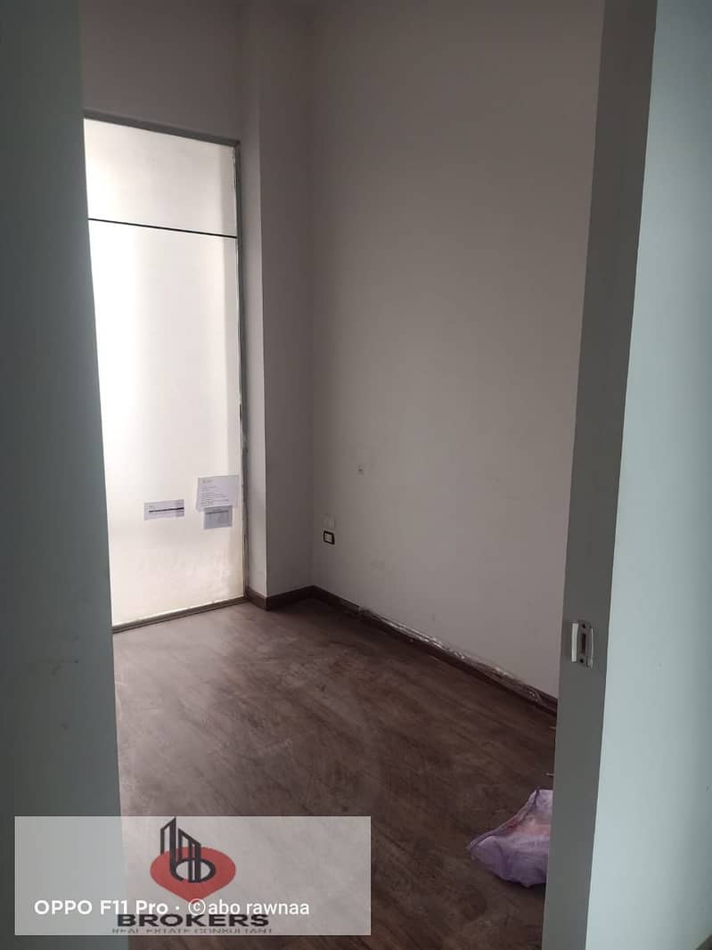 Office for Rent | Top 90 Mall, New Cairo - Aanzicht 4