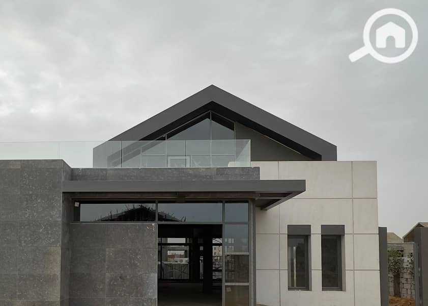 prime view ready to move one story villa for sale in sheikh zayed near beverly hills - Widok 4