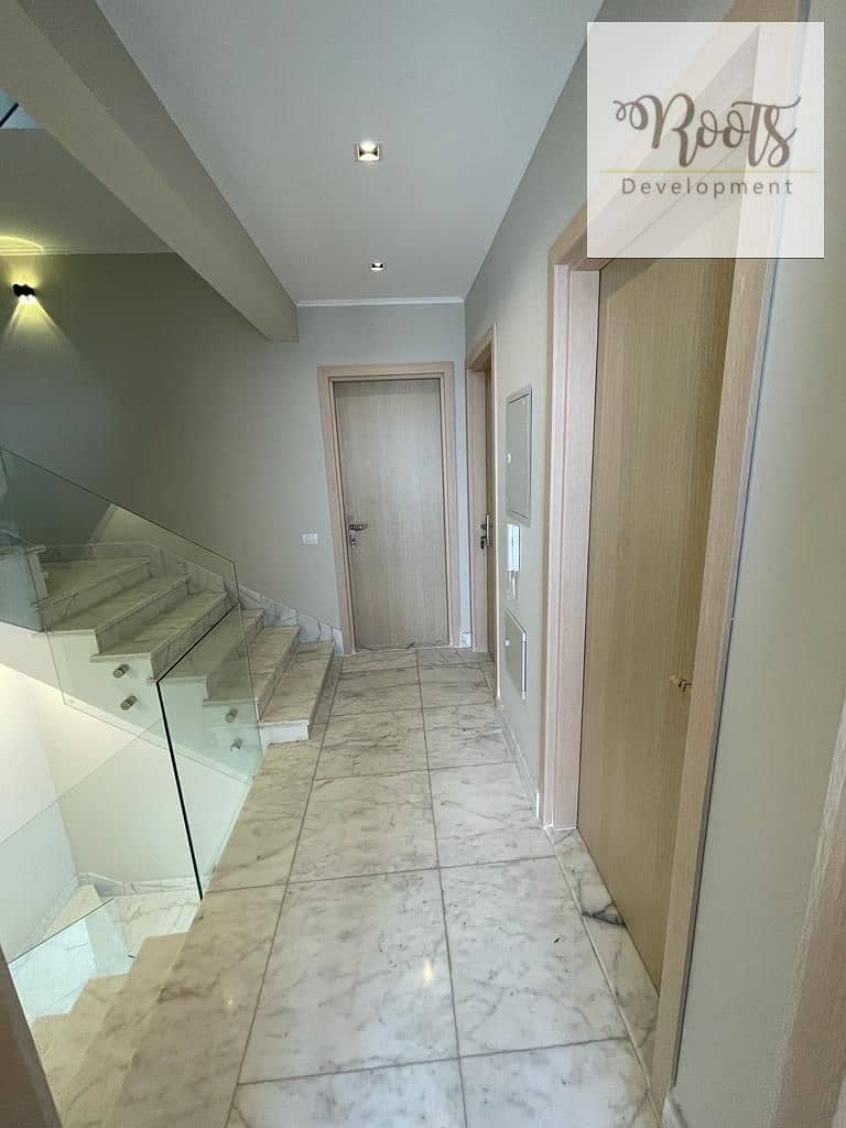For Rent Twinhouse with Garden, Fully Finished with Ac/s and kitchen ,in Prime Location ,in Patio Zahraa, Sheikh Zayed. - Ansicht 5