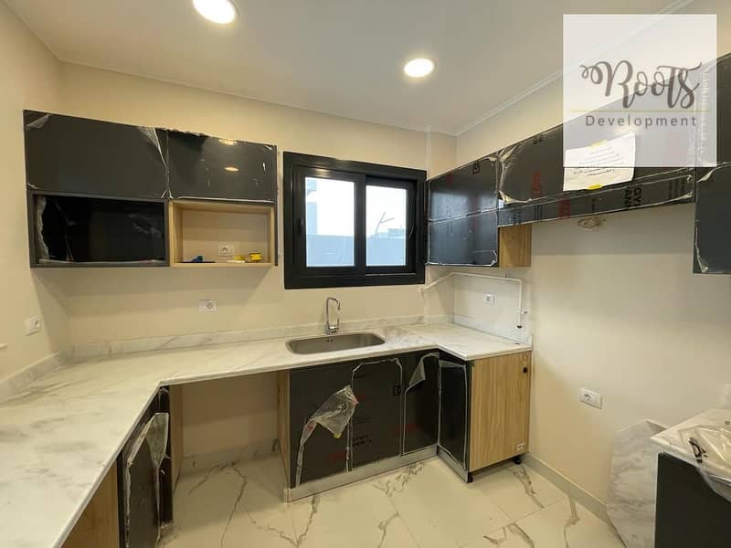 For Rent Twinhouse with Garden, Fully Finished with Ac/s and kitchen ,in Prime Location ,in Patio Zahraa, Sheikh Zayed. - Mehr
