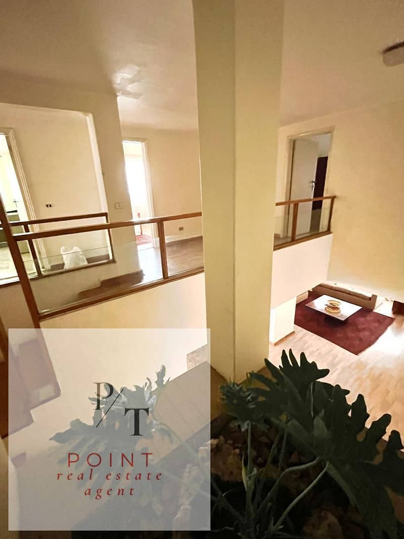 Rooftop duplex with 4 rooms and 3 bathrooms for rent, furnished. Foreigners preferred. - Vista 6