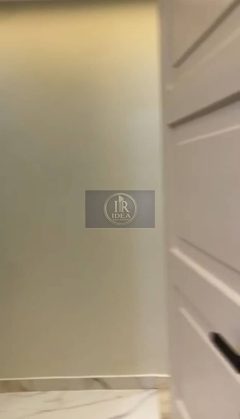 8 1000466166. jpg