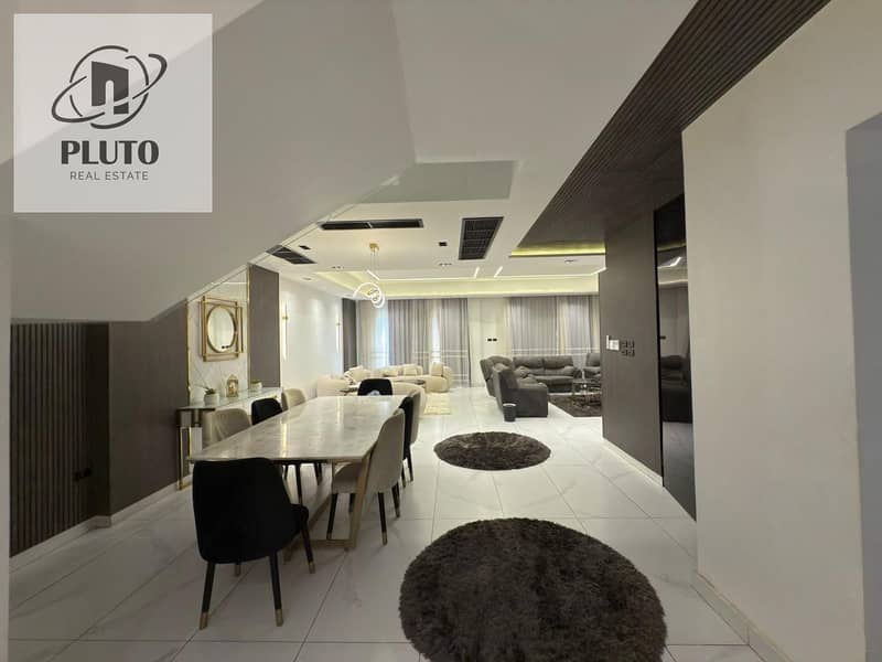 Townhouse Villa for Sale in Evergreen Compound – Prime Location Facing Zewail City - Widok 3