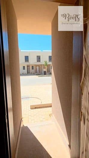 For Sale Townhouse 196 sqm, Ready for Delivery, Prime Location - VYE SODIC - New Zayed - Bild 4