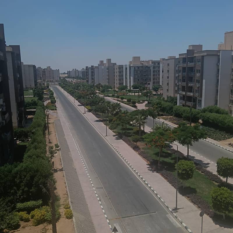 شقة للإيجار وصال ريزيدنس أمام مدينتى 160م كورنر بحري جنب الخدمات - Mehr