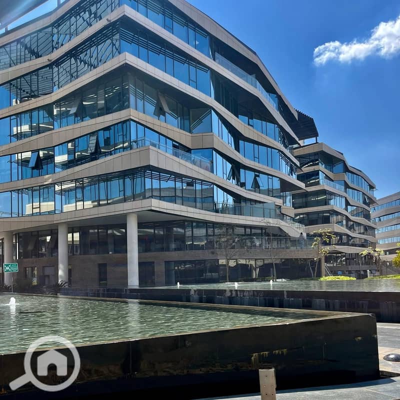 Ground floor office for sale in The Polygon Mall, inside Beverly Hills Sheikh Zayed - Ansicht 3