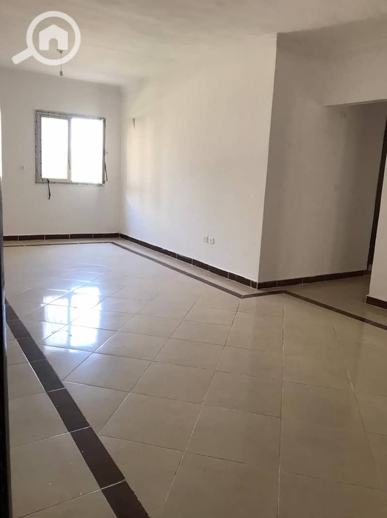 9 1000358845. jpg