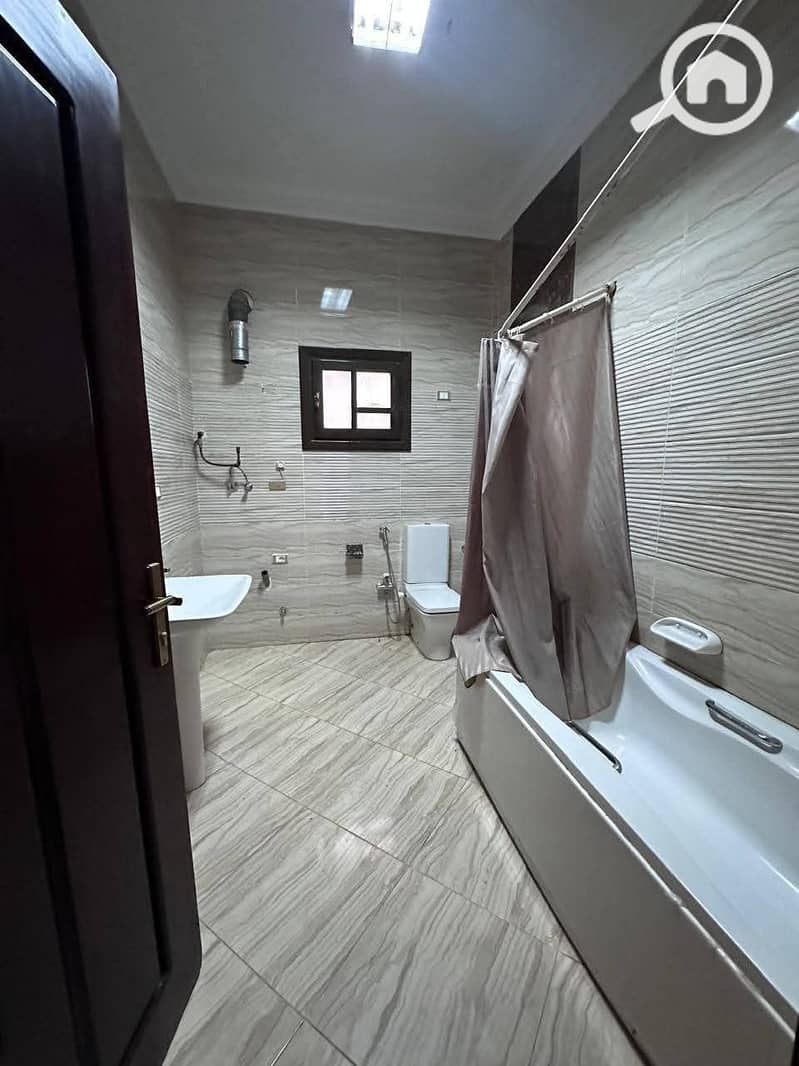 Apartment for rent in West Sumid, administrative or residential, a prime location for the axis, ground floor with a private entrance. – pohled 6