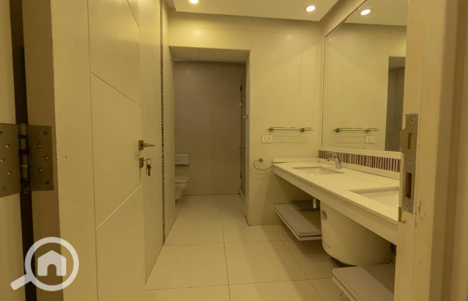 18 5S5A0075. jpg