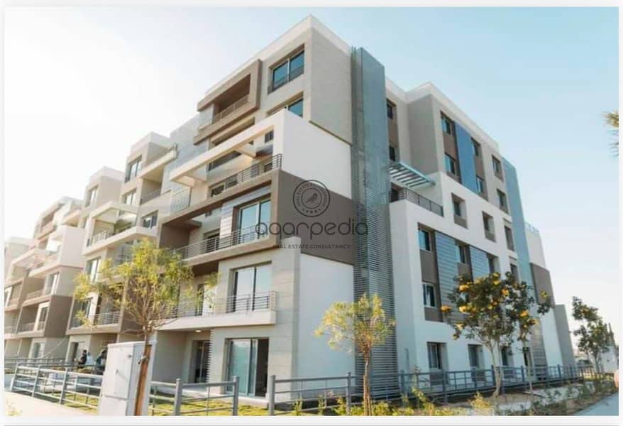 A premium apartment for sale in Palm Hills, Fifth Settlement, fully finished and ready for handover, with ample space including a club membership and parking. - Widok 5