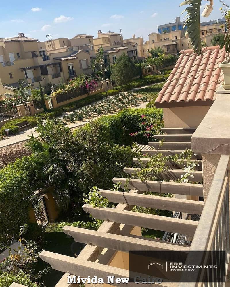 Fully finished Town house villa with Special View on landscape for sale ready to move in Mivida Emaar New Cairo - Widok 3