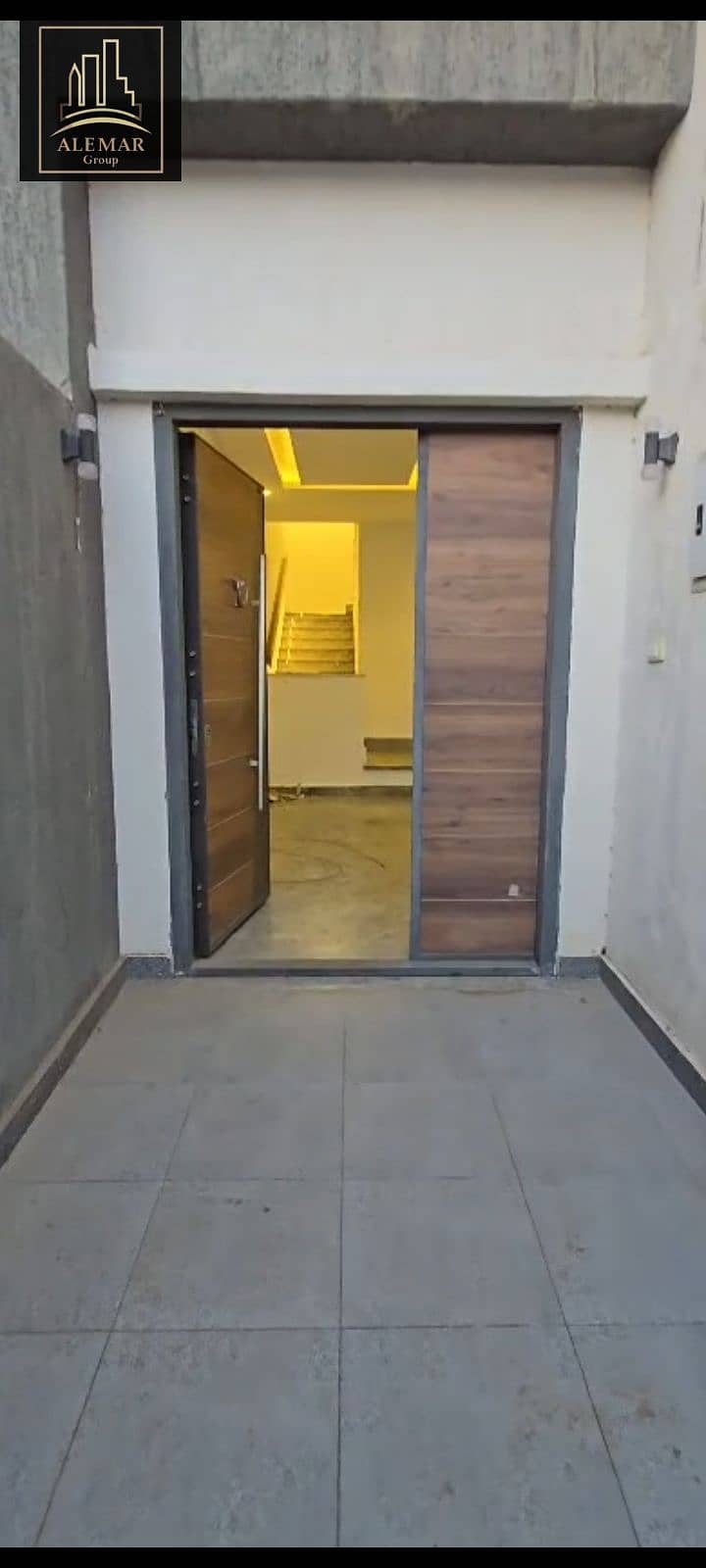 2 1000726109. jpg