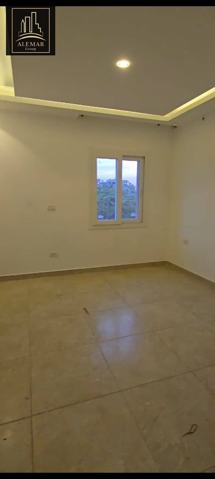 44 1000727465. jpg
