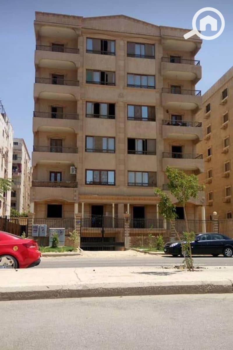 Finished Apartment for Sale in El Mostathmer El Saghir – District 10 – Sheikh Zayed Ready to move - Prime location - Widok 2