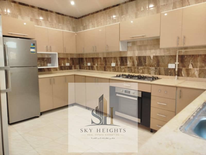 Standalone villa for rent in Al Rehab 2, owner-finished, includes air conditioning, private garden, prime location - Widok 5