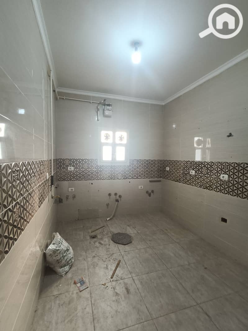Apartment for rent in the second district East with air conditioning in Al Shorouk – pohled 3