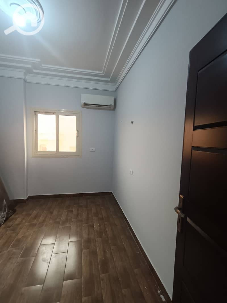 Apartment for rent in the second district East with air conditioning in Al Shorouk – pohled 4