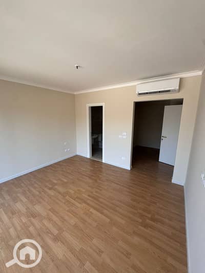 3 Bedroom Flat for Sale in 6th of October, Giza - 527049480_762904326675856_1952893827808115338_n. jpg 3 Bedroom Flat for Sale in 6th of October, Giza - 527049480_762904326675856_1952893827808115338_n. jpg