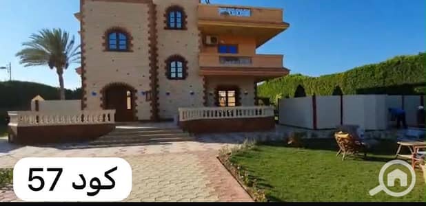 5 Bedroom Villa for Sale in North Coast, Matruh - 0fde3ba5-7b7a-42f9-8647-3379a6a92d45_34E8474A-185A-43AF-8AB7-F69244C497A1. jpg