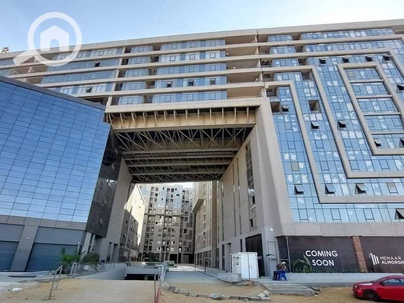 For Rent: Luxurious 250 sq m Office Space with a Panoramic View Directly on the Ring Road - Ansicht 2
