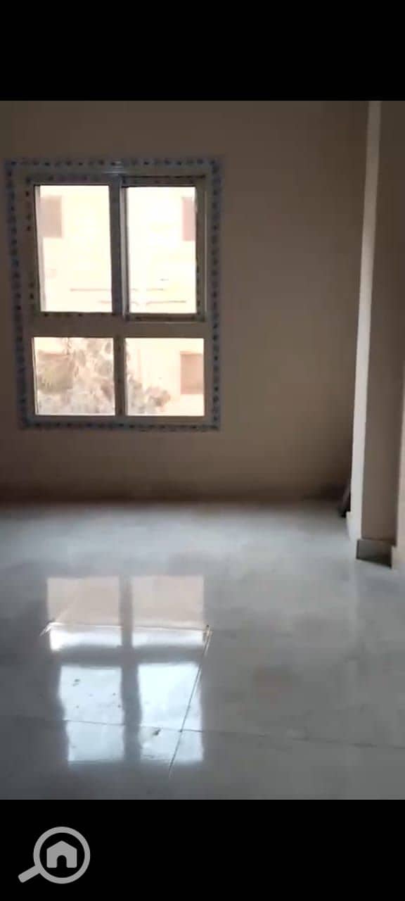 Rental available in Lower Al-Ma'raj, duplex, 4th and 5th floors, ultra-super deluxe finishing, 300 square meters. - Więcej