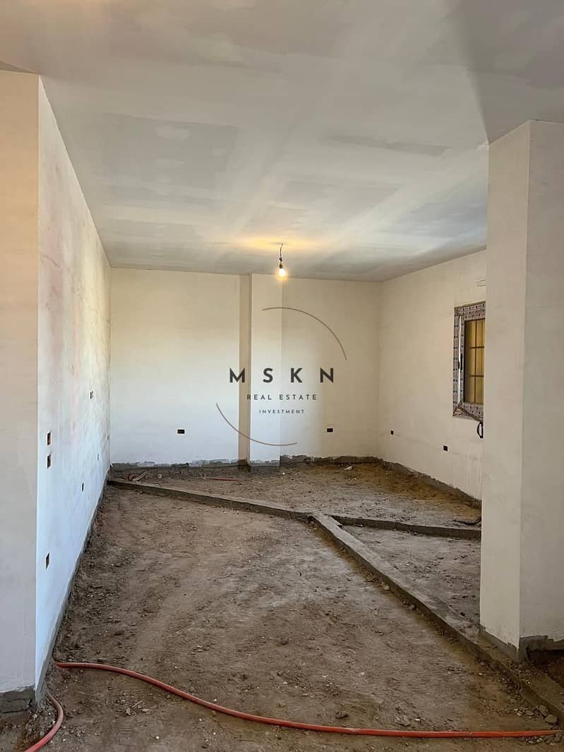 Apartment for sale in Al-Banafsaj - 200 sqm - First Settlement - Więcej