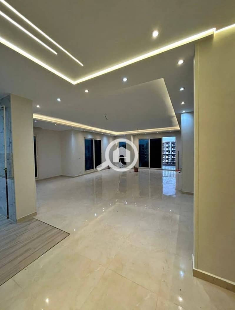 65% OFF. . . Fully Finished 3-Bedroom Apartment for Sale in New Heliopolis on Suez Road Near Madinaty New Cairo and SODIC East Installments Up to 1 - Widok 5