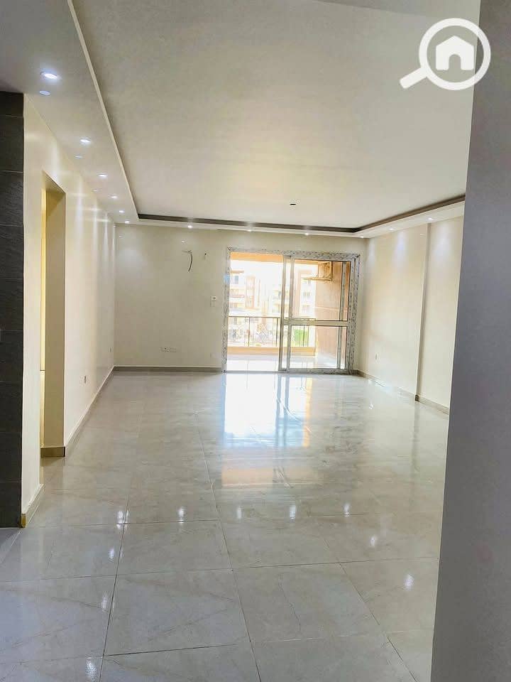 65% OFF. . . Fully Finished 3-Bedroom Apartment for Sale in New Heliopolis on Suez Road Near Madinaty New Cairo and SODIC East Installments Up to 1 - Widok 6