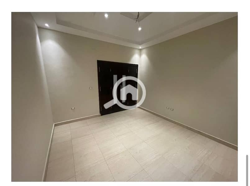 Apartment for sale at Elbanafseg 6 new cairo . Ready to move ultra suber lux finishing . Prime location om elsadat axis directly - Mehr