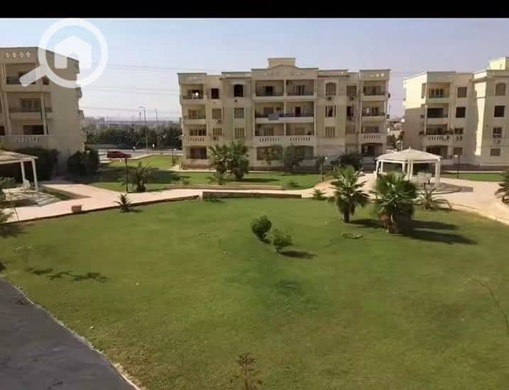#___For Rent. Very attractive price, 150m apartment for rent in Al-Khamail Compound, located in front of the محور and هايبر وان. Ground floor with a private entrance and a 30m garden, 2 bedrooms, reception, kitchen, bathroom. For inquiries, 010 22320373, 01032867311. - Bild 2