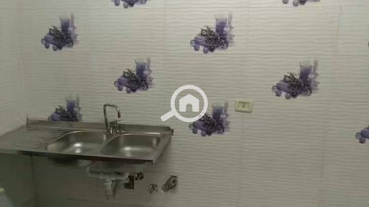 #___For Rent. Very attractive price, 150m apartment for rent in Al-Khamail Compound, located in front of the محور and هايبر وان. Ground floor with a private entrance and a 30m garden, 2 bedrooms, reception, kitchen, bathroom. For inquiries, 010 22320373, 01032867311. - Bild 5