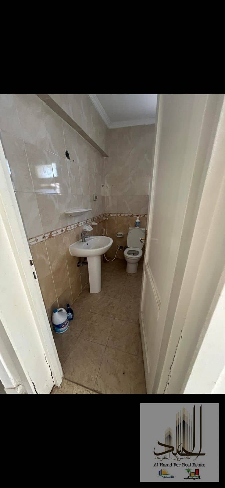 4 1000790725. jpg