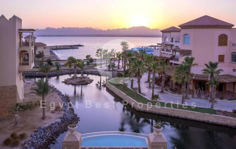 Ready to move resale villa in Baywest Soma Bay fully furnished high end luxury furniture 2 bedrooms 3 bathrooms cash only immediate delivery – další