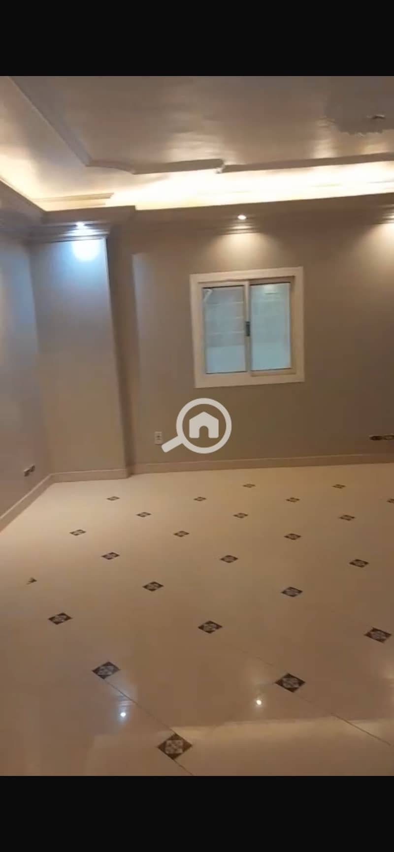 Empty apt for sale, 5th Settlement, District 5, St 28. Strategic location near South Teseen, Mohamed Naguib Axis, Choueifat, Arabella Sq and services. - Ansicht 2