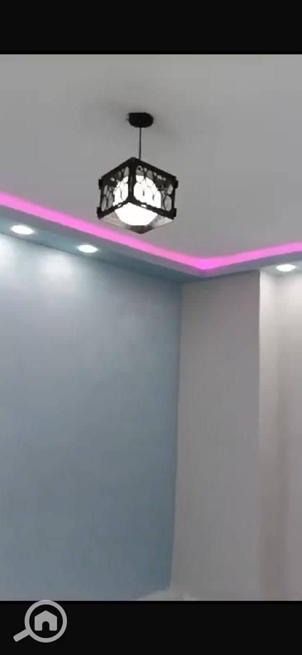 8 47019. jpg