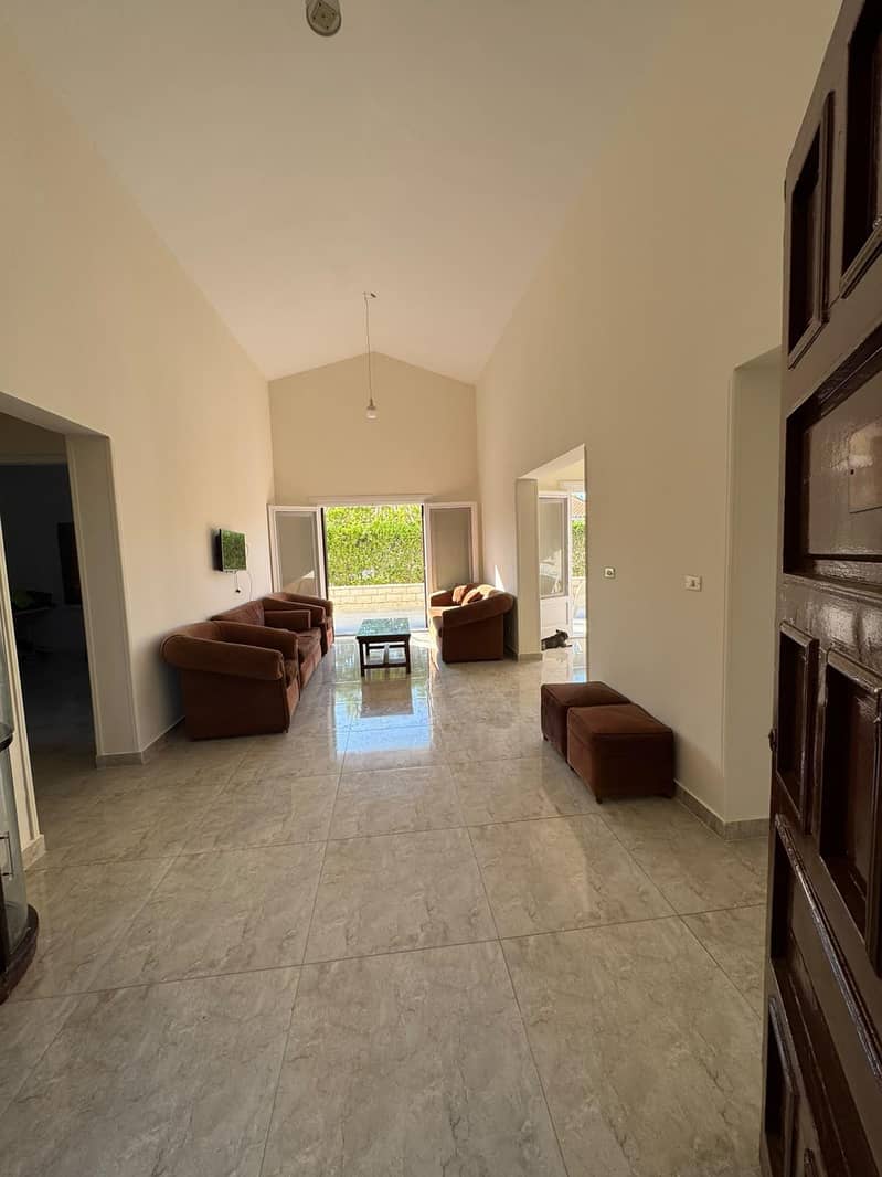 Chalet for daily rent in Amoun Tourist Village. شالية للايجار قرية امون - Ansicht 4