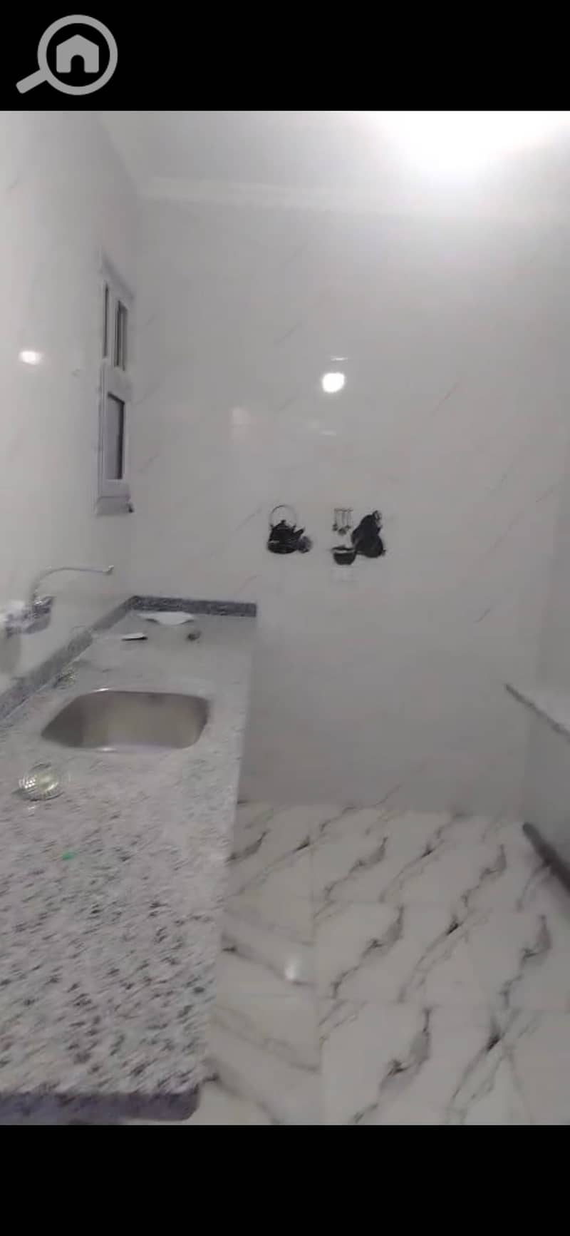 5 1000489343. jpg