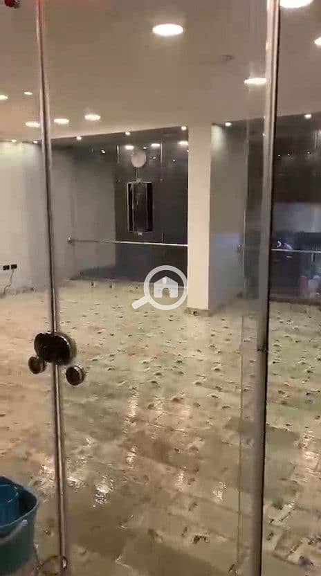 For large companies and clinics, a new 140 m hotel office for rent, newly finished, in Al-Maryoutiya, Al-Haram, 25,000. A unique opportunity for companies and administrative offices looking for a ready-to-work location. – pohled 2