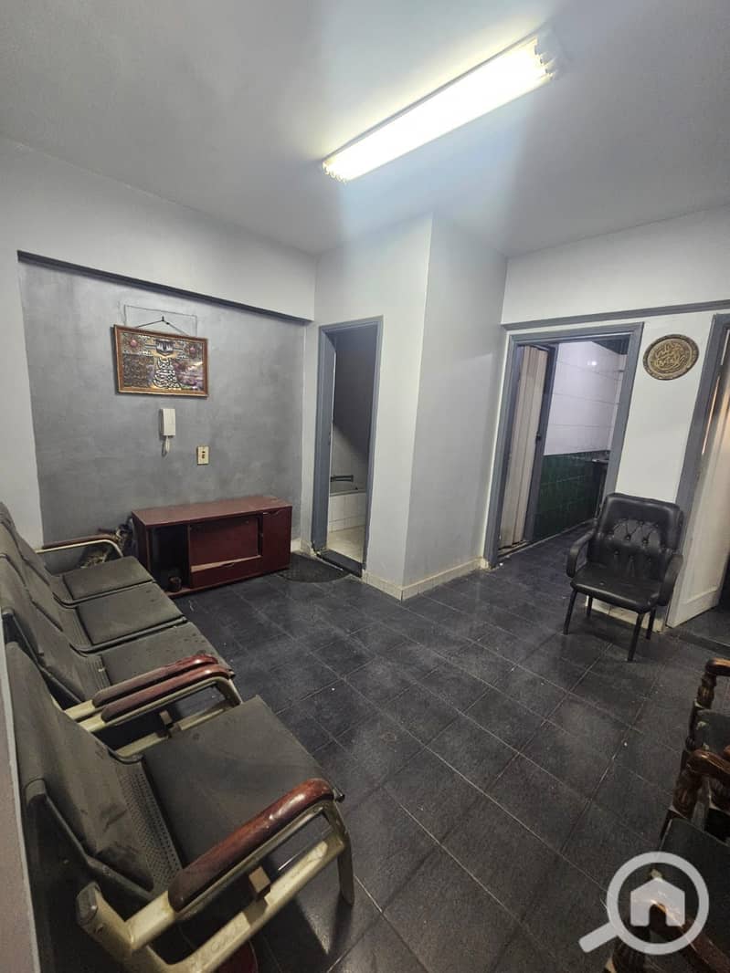 For companies and clinics, furnished office 100m on a side street from Ahmed Araby in Mohandessin, first floor, 20 thousand. A unique opportunity for companies and administrative offices looking for a ready-made location. - Ansicht 4
