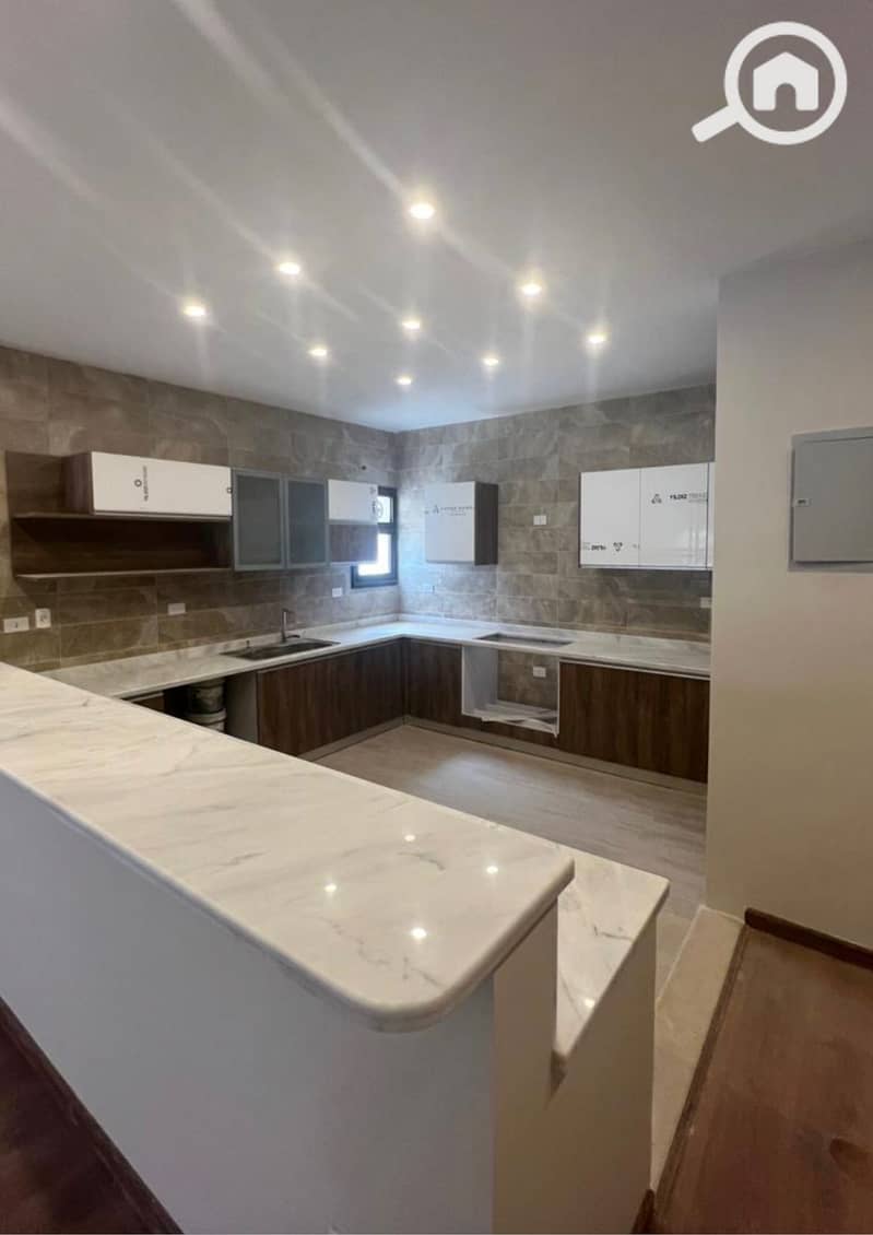 ground floor apartment for sale in green 5 compound 6th october cash ultra super lux - Pogled 3