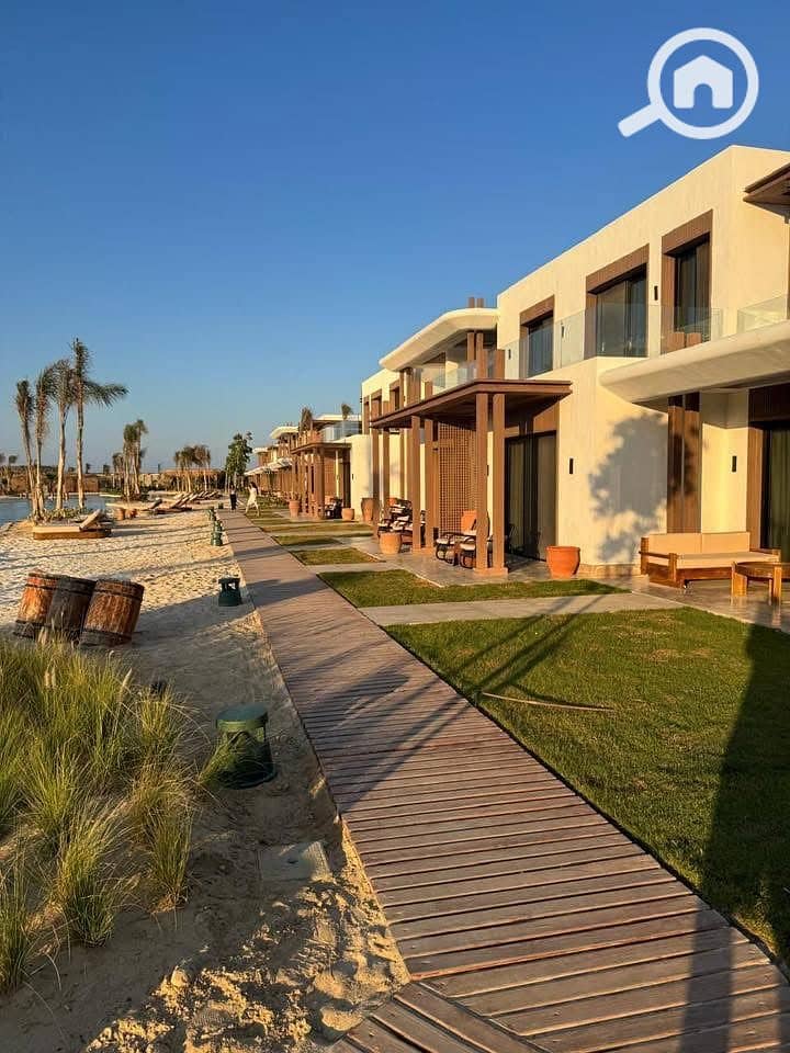 prime chalet sea view fully finished with ac's for sale in zoya ghazala bay - Mehr