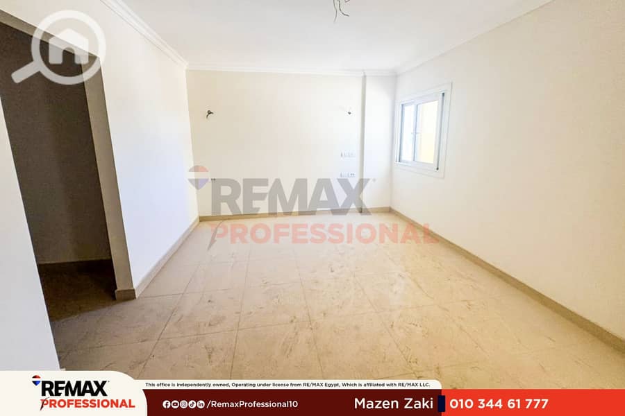 Open street view Apartment for rent in Sawary - Aanzicht 4