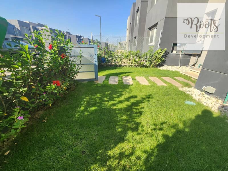 For Rent Townhouse Fully Finished with AC/s, in prime location in Kayan Compound,Boulevard 6 of October Axis - Ansicht 4